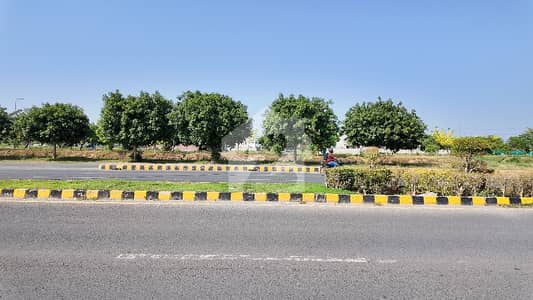 ڈی ایچ اے فیز 7 - بلاک وائے ڈی ایچ اے فیز 7,ڈی ایچ اے ڈیفینس,لاہور میں 1 کنال رہائشی پلاٹ 4.6 کروڑ میں برائے فروخت۔ ڈی ایچ اے فیز 7 - بلاک وائے ڈی ایچ اے فیز 7,ڈی ایچ اے ڈیفینس,لاہور میں 1 کنال رہائشی پلاٹ 4.6 کروڑ میں برائے فروخت۔