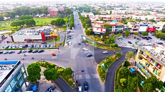 ڈی ایچ اے فیز 7 - سی سی اے 6 ڈی ایچ اے فیز 7,ڈی ایچ اے ڈیفینس,لاہور میں 4 مرلہ کمرشل پلاٹ 4.3 کروڑ میں برائے فروخت۔ ڈی ایچ اے فیز 7 - سی سی اے 6 ڈی ایچ اے فیز 7,ڈی ایچ اے ڈیفینس,لاہور میں 4 مرلہ کمرشل پلاٹ 4.3 کروڑ میں برائے فروخت۔