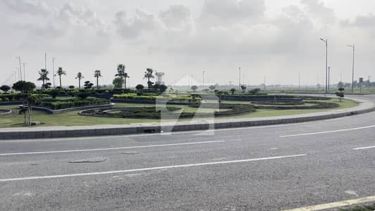 EXCLUSIVE CORNER 1 KANAL RESIDENTIAL PLOT FOR SALE IN DHA PHASE 9 PRISM BLOCK H