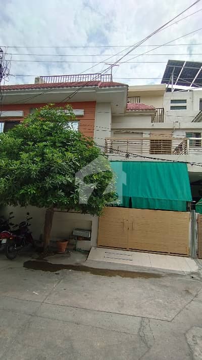 5 Marla triple storey 4 bedroom house for sale