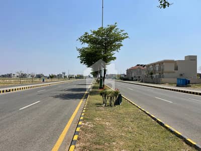 ڈی ایچ اے فیز 7 - بلاک وائے ڈی ایچ اے فیز 7,ڈی ایچ اے ڈیفینس,لاہور میں 10 مرلہ رہائشی پلاٹ 2.9 کروڑ میں برائے فروخت۔ ڈی ایچ اے فیز 7 - بلاک وائے ڈی ایچ اے فیز 7,ڈی ایچ اے ڈیفینس,لاہور میں 10 مرلہ رہائشی پلاٹ 2.9 کروڑ میں برائے فروخت۔