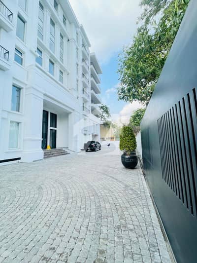 1 Bed Brand New Unfurnished Apartment Available For Rent At MM Alam Road Gulberg