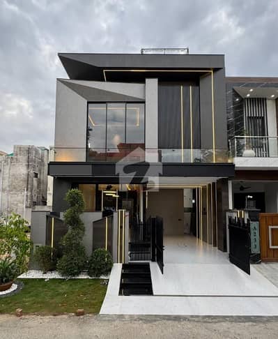 3 Years Installments Plan 5 Marla Brand New House For Sale In Park View City
