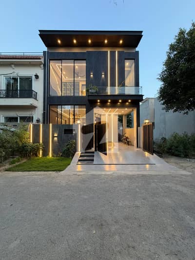 3 Years Installment Plan Luxury 1.5 Story 5 Marla Brand New House In Park View City Lahore