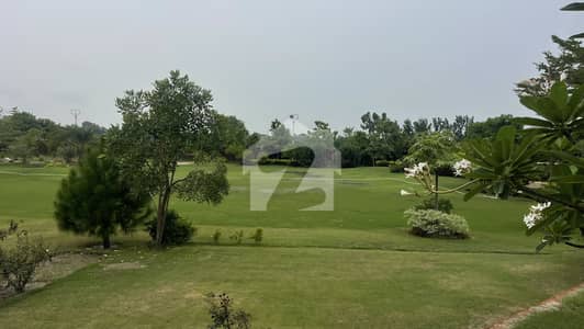 ملتان روڈ لاہور میں 22 کنال Studio فارم ہاؤس 3.6 کروڑ میں برائے فروخت۔