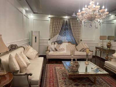 ڈی ایچ اے فیز 4 ڈی ایچ اے ڈیفینس,لاہور میں 5 کمروں کا 1 کنال مکان 7.5 کروڑ میں برائے فروخت۔