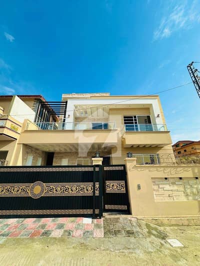 بنی گالہ اسلام آباد میں 4 کمروں کا 10 مرلہ مکان 3.5 کروڑ میں برائے فروخت۔