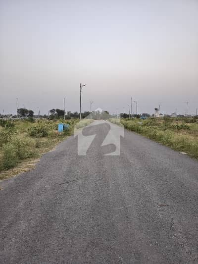 ڈی ایچ اے فیز9 پریزم - بلاک آر ڈی ایچ اے فیز9 پریزم,ڈی ایچ اے ڈیفینس,لاہور میں 5 مرلہ رہائشی پلاٹ 95.0 لاکھ میں برائے فروخت۔