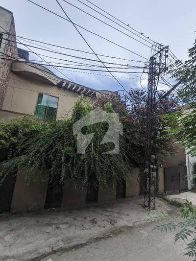 10 Marla Double-Storey House for Sale in C Block, Gulshan-e-Ravi