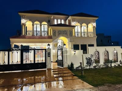 ڈی ایچ اے ڈیفینس ملتان میں 6 کمروں کا 1 کنال مکان 5.05 کروڑ میں برائے فروخت۔