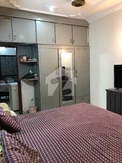 Main Food Street Flat