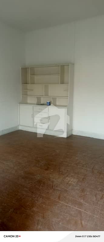 Gulshan Block 10 Marla Upper Portion Ideal Location Gulshan Block 10 Marla Upper Portion Ideal Location