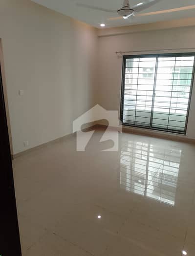 10-Marla 3-Bedroom's Tile Flooring ( Apartment | Flat ) For Rent | Askari 10 Lahore Cantt | @nusratestate