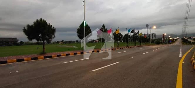 فیصل ہلز - بلاک سی فیصل ہلز,اسلام آباد میں 8 مرلہ کمرشل پلاٹ 3.5 کروڑ میں برائے فروخت۔ فیصل ہلز - بلاک سی فیصل ہلز,اسلام آباد میں 8 مرلہ کمرشل پلاٹ 3.5 کروڑ میں برائے فروخت۔