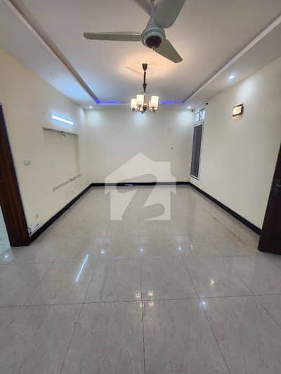 10 Marla Full House Available For Rent In D12