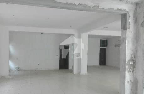 Fair-Priced 1 Kanal Office Available In Allama Iqbal Main Boulevard