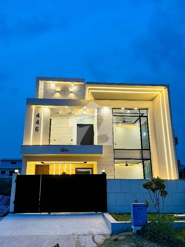 30x60 Brand New House F Block B17 30x60 Brand New House F Block B17