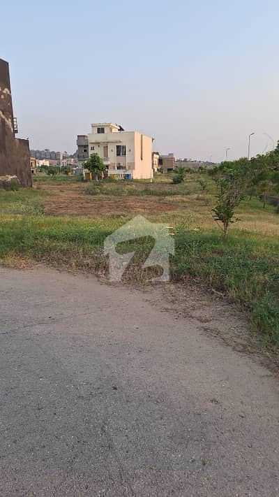 10 Marla Residential Plot For Sale On B Block Boulevard Prime Location 10 Marla Residential Plot For Sale On B Block Boulevard Prime Location