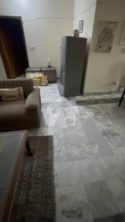 2 Marla Upper For Rent With 5 Bedrooms Near Emporium Mall
