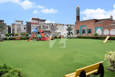 5 MARLA COMMERCIAL PLOT WITH POSSESSION FOR SALE @ MAIN BULLEYWARD FOR SALE IN AL KABIR TOWN PHASE 2 BLOCK C