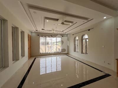40*80 Ground Portion available for rent in G13