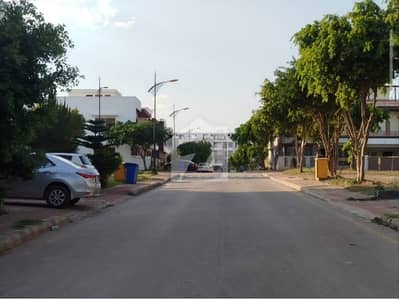 بحریہ انکلیو - سیکٹر جی بحریہ انکلیو,بحریہ ٹاؤن,اسلام آباد میں 8 مرلہ رہائشی پلاٹ 1.35 کروڑ میں برائے فروخت۔