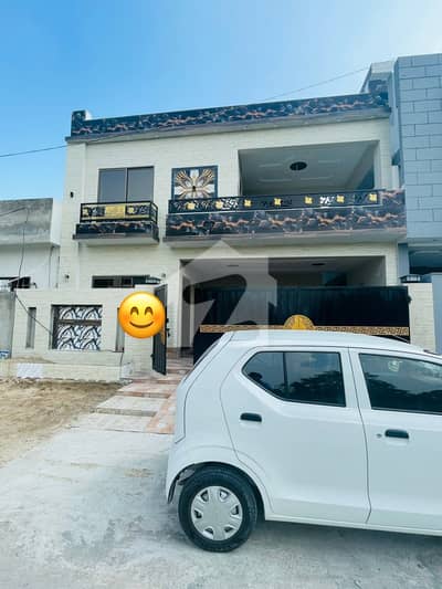ایل ڈی اے ایوینیو لاہور میں 6 کمروں کا 10 کنال مکان 3.4 کروڑ میں برائے فروخت۔