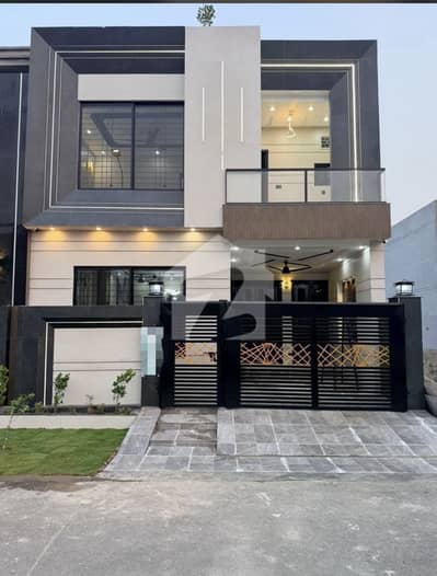 5 Marla Brand New House Available For Rent 5 Marla Brand New House Available For Rent