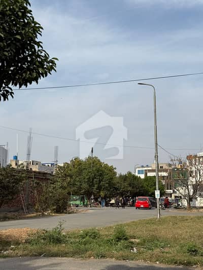پی جی ای سی ایچ ایس فیز 2 پنجاب گورنمنٹ ایمپلائیز سوسائٹی,لاہور میں 10 مرلہ رہائشی پلاٹ 1.95 کروڑ میں برائے فروخت۔ پی جی ای سی ایچ ایس فیز 2 پنجاب گورنمنٹ ایمپلائیز سوسائٹی,لاہور میں 10 مرلہ رہائشی پلاٹ 1.95 کروڑ میں برائے فروخت۔