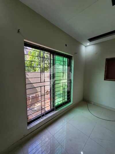 5 marla use house available for sale in bharia town Lahore 5 marla use house available for sale in bharia town Lahore