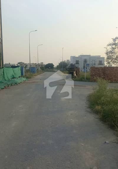 ڈی ایچ اے فیز 6 - سی سی اے بلاک ڈی ایچ اے فیز 6,ڈی ایچ اے ڈیفینس,لاہور میں 8 مرلہ کمرشل پلاٹ 25.0 کروڑ میں برائے فروخت۔ ڈی ایچ اے فیز 6 - سی سی اے بلاک ڈی ایچ اے فیز 6,ڈی ایچ اے ڈیفینس,لاہور میں 8 مرلہ کمرشل پلاٹ 25.0 کروڑ میں برائے فروخت۔