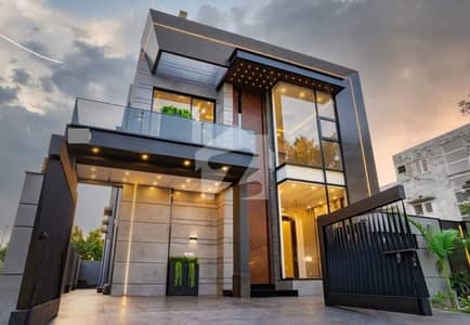 SPECIOUS & LUXURY 5 MARLA HOUSE FOR SALE IN TOP LOCATION PHASE 6 near Dolmen mall DHA 6 , DHA , Lahore, Punjab