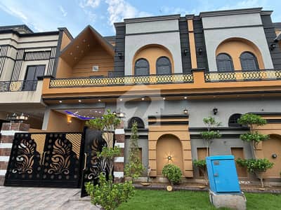 سٹی ہاؤسنگ سوسائٹی سیالکوٹ میں 4 کمروں کا 5 مرلہ مکان 1.75 کروڑ میں برائے فروخت۔ سٹی ہاؤسنگ سوسائٹی سیالکوٹ میں 4 کمروں کا 5 مرلہ مکان 1.75 کروڑ میں برائے فروخت۔