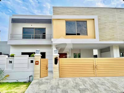 15-Marla 4-Bedroom's Tile Flooring ( House ) For Sale | Askari 10 Lahore Cantt | @nusratestate