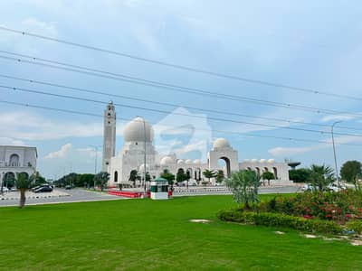 1 KANAL Plot For Sale Lake City Lahore.