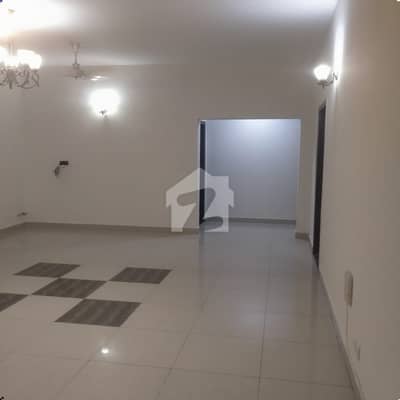10 Marla 3-Bedroom Small Lounge Apartment for Sale | 1st Floor | Askari 11 Sector B, Lahore Cantt