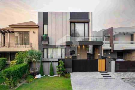 ANW REAL ESTATE PROUDLY OFFERS: 10 MARLA BUNGALOW IS AVAILABLE IN THE BEST BLOCK OF DHA PHASE 4 LAHORE | FURNISHED
