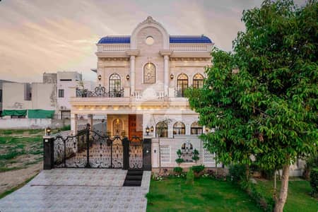 ANW REAL ESTATE PROUDLY OFFERS: 10 MARLA ELEGANT AND FULLY MAINTAINED SUPER HOT LOCATED BUNGALOW IS AVAILABLE IN THE BEST BLOCK OF DHA PHASE 6 LAHORE.