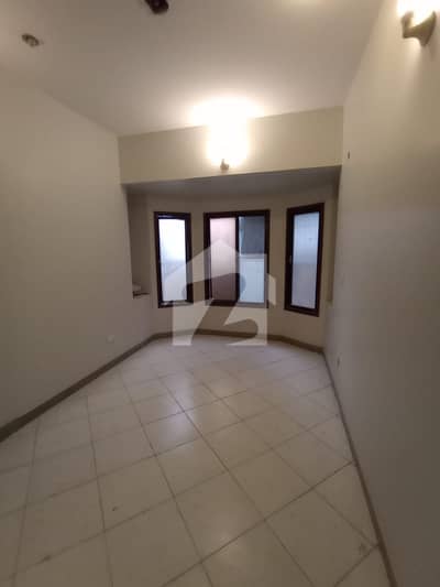 3 Bed DD 1st Floor Portion For Rent In Block 2 Gulshan-E-Iqbal | Prime Location