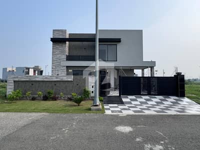1 KANAL BRAND NEW LUXURY HOUSE 1 KANAL BRAND NEW LUXURY HOUSE
