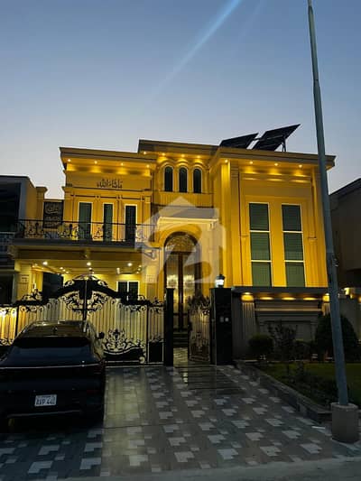 1 Kanal Beautiful House On Main Road Kaghan Block, DC Colony Gujranwala. 1 Kanal Beautiful House On Main Road Kaghan Block, DC Colony Gujranwala.