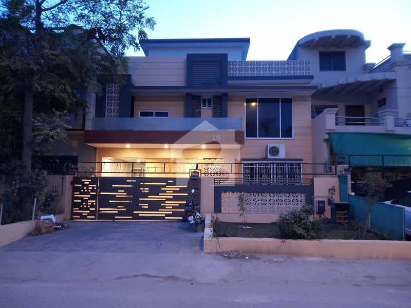 BEAUTIFUL LOCATION HOUSE FOR SALE BEAUTIFUL LOCATION HOUSE FOR SALE