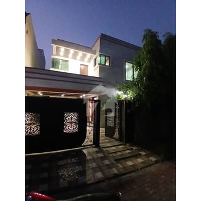 10 Marla House For Sale In Bahria Town Lahore 10 Marla House For Sale In Bahria Town Lahore