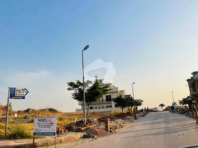 بحریہ انکلیو - سیکٹر ایف بحریہ انکلیو,بحریہ ٹاؤن,اسلام آباد میں 1 کنال رہائشی پلاٹ 3.5 کروڑ میں برائے فروخت۔