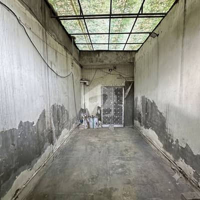 Commercial Space For Rent On Main LOS Road, Suitable For Office, Warehouse & Small Factory