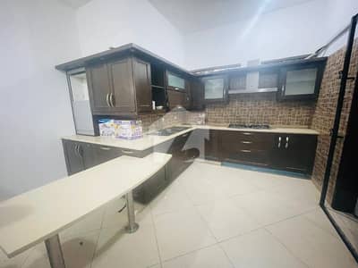 500 YARDS WELL MAINTAINED BUNGALOW FOR SALE PHASE 6 DHA