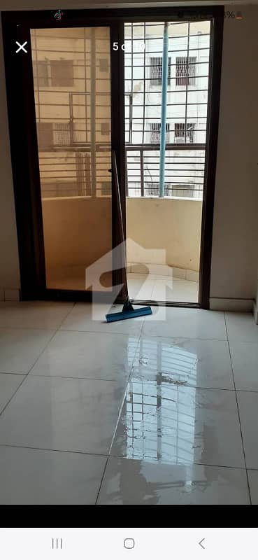 2 BED LOUNGE FLAT AVAILABLE FOR RENT