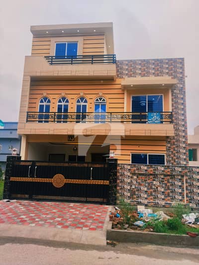 8 Marla CDA approved brand new double units luxury house available for sale