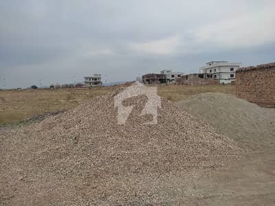 35x70 10 Marla Street 83 plot for Sale G-14/2