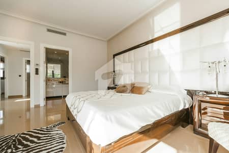 Book 1 Bed Luxury Apartment for Sale on Easy Installment Plan in Johar Downtown Commercial, Bahria Town Lahore